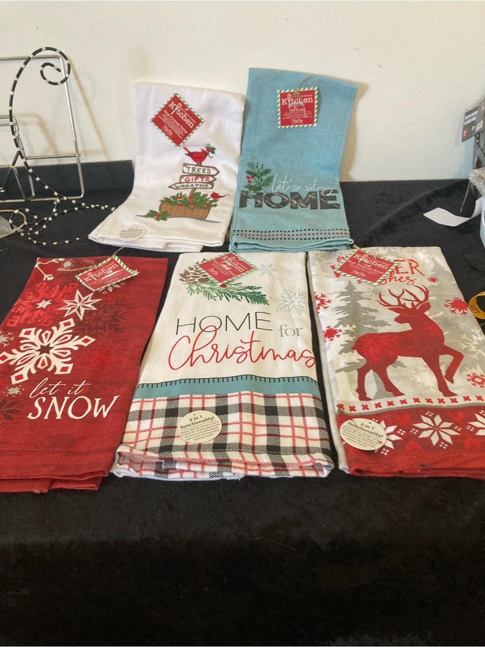 Kitchen Tea Towels Set - Christmas Holiday Designs in Red and White Assorted